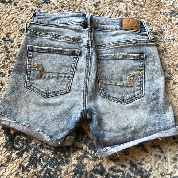 AE Midi Shorts - Picture 2 of 5